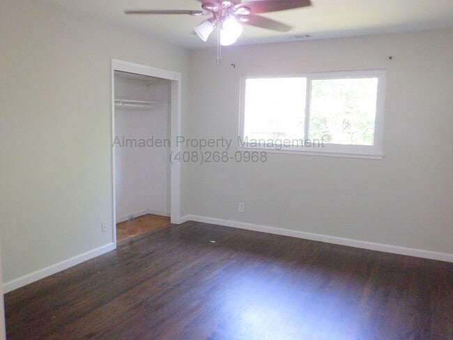 Building Photo - Remodeled Home in Great Location w/ Award Winning Schools & Central A/C!! Pets Negotiable!