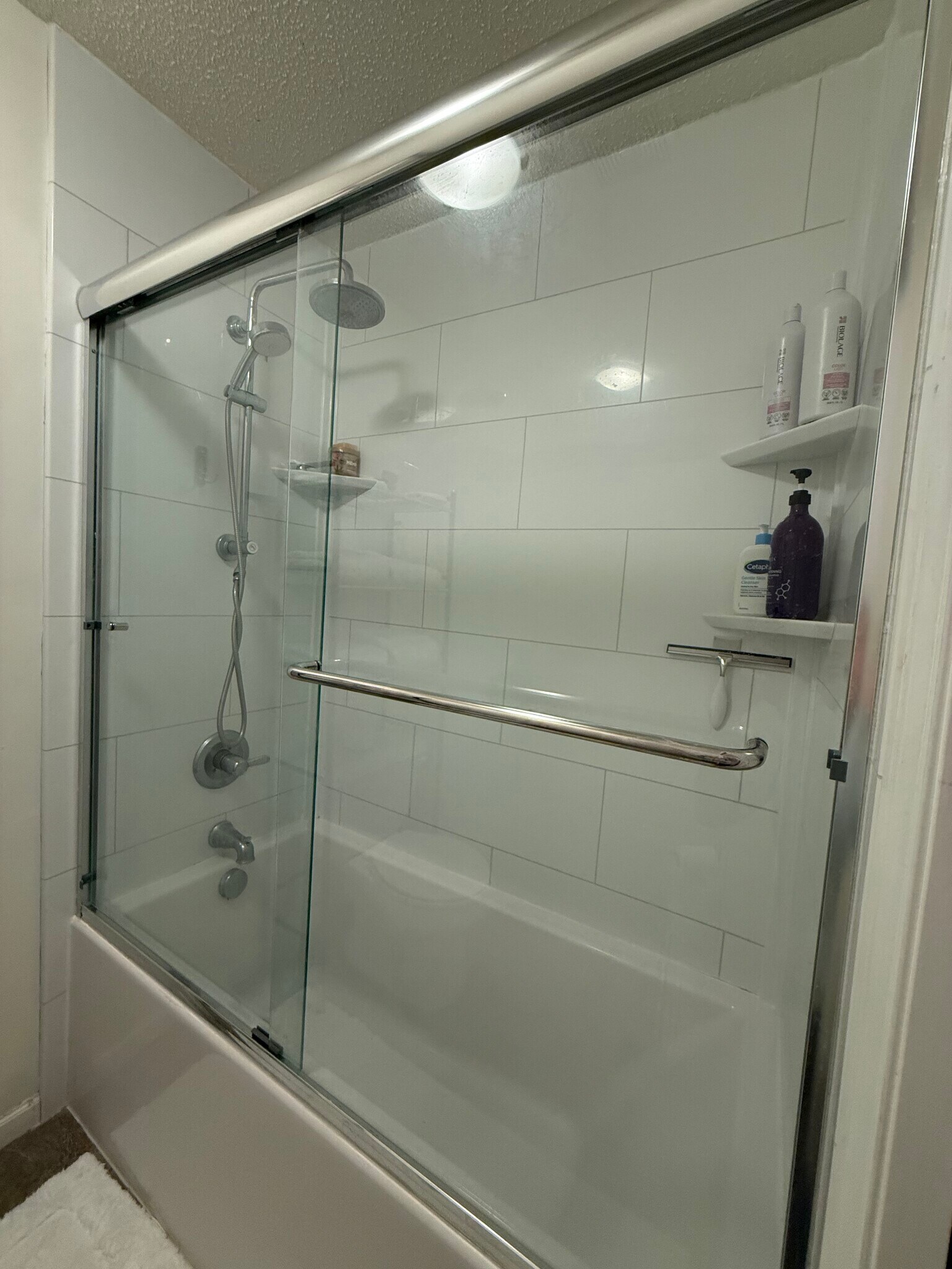 Building Photo - 452 W 84th St