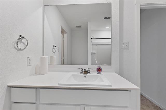 Building Photo - 6739 Highlands St