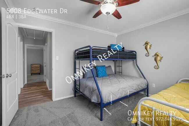 Building Photo - 5008 Edgewater Dr