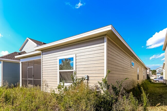 Building Photo - 2180 Sequoia Ct