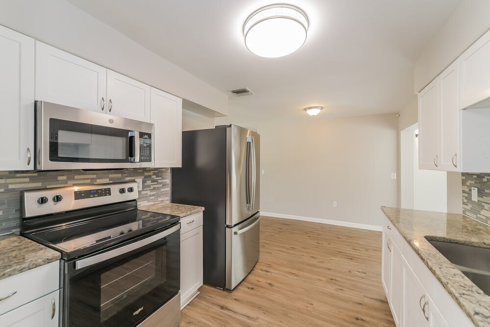 Building Photo - 309 Vaniman Ave