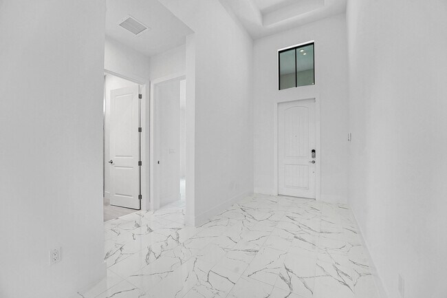 Building Photo - 9533 St Germain Dr