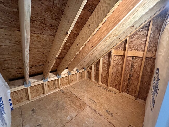 Building Photo - 2 Bed/2 Bath Long-Term Rental in Manteo!