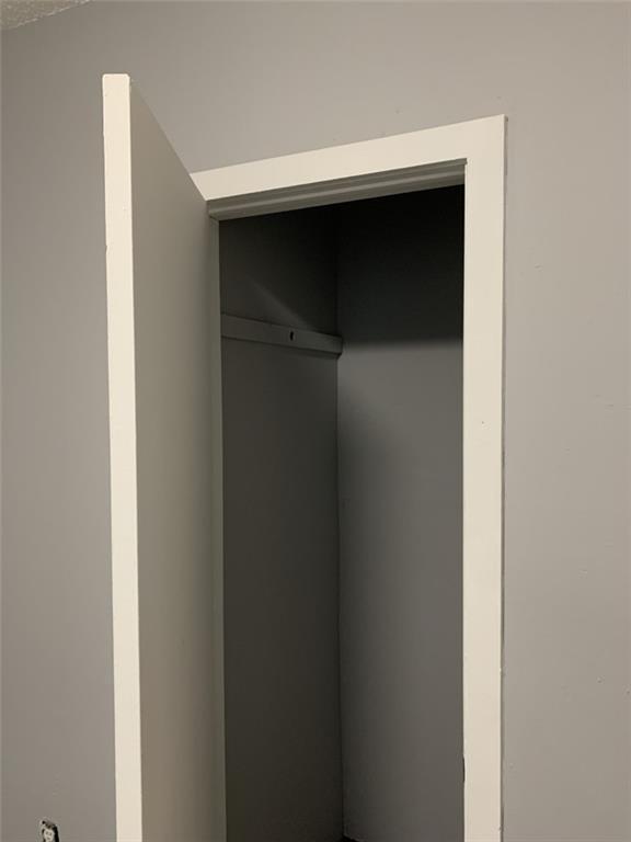 Building Photo - 25 Laundry St