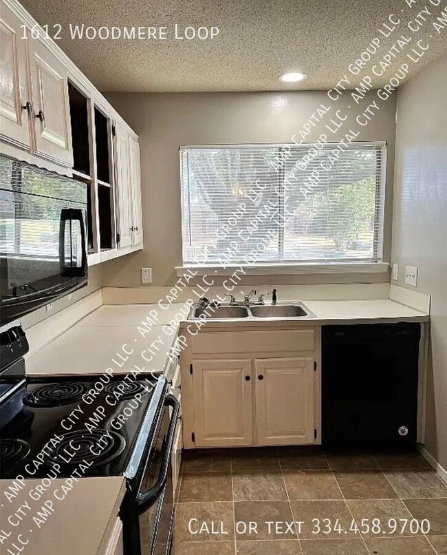 Building Photo - 1612 Woodmere Loop