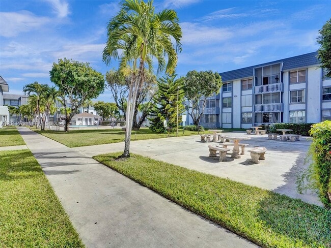 Building Photo - 6705 NW 169th St