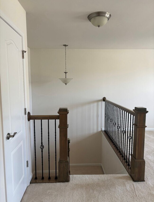 Building Photo - 3BR/2.5BA Home for Rent in Eastwood for Re...