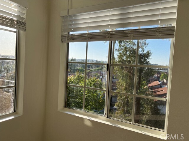 Building Photo - 24480 Mozer Dr