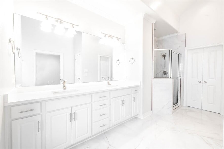 Large Double Vanity With Walk In Shower - 643 Hartman St