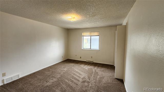 Building Photo - 205 E Longs Peak Ave