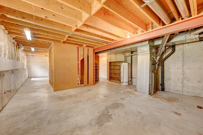 Building Photo - $2,800 - 3 Bed. 2.5 Bath Home with AC, Lof...