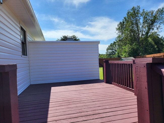 Building Photo - 3 bedroom home in Maiden