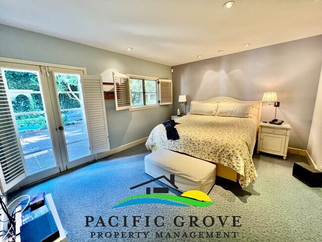 Building Photo - Lovely Ocean View Home Available NOW!