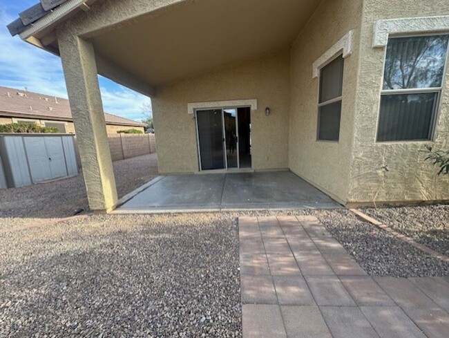 Building Photo - Single level 4 bedroom home in Chandler, w...