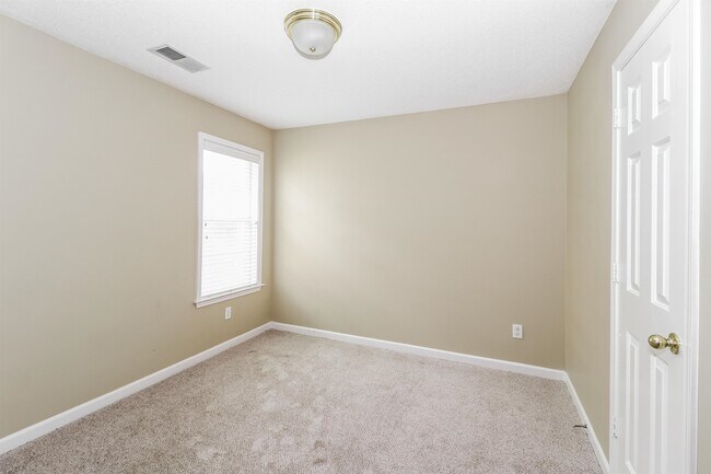 Building Photo - 7270 Amberly Way Dr