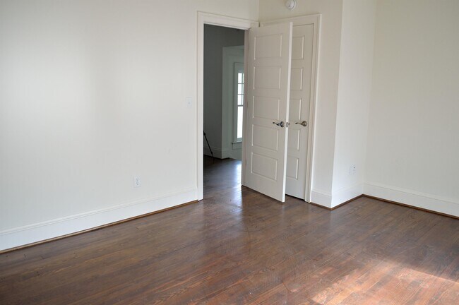 Building Photo - 214 Stribling Ave