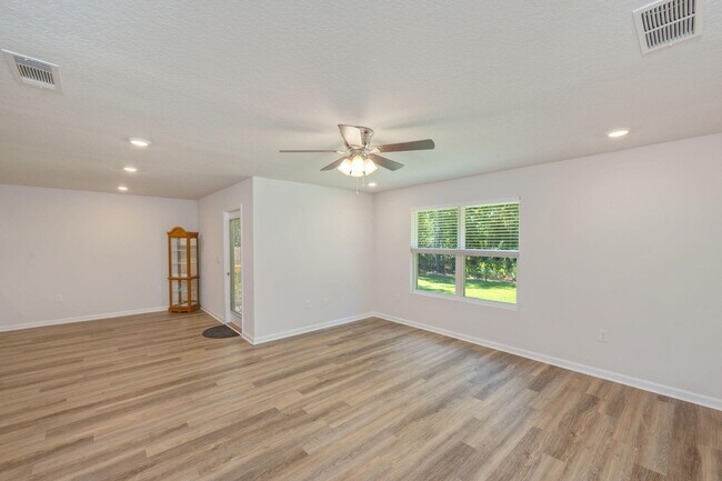 Building Photo - 3041 Heritage Plantation Blvd