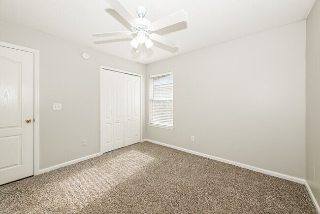 Building Photo - 857 Mystic Harbor Dr