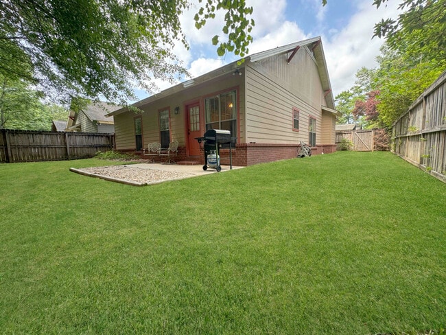 Building Photo - 3 Gunnison Dr
