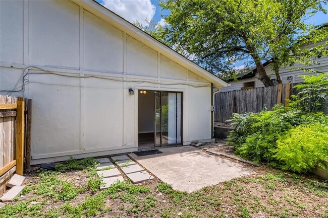Building Photo - 2712 Parker Ln