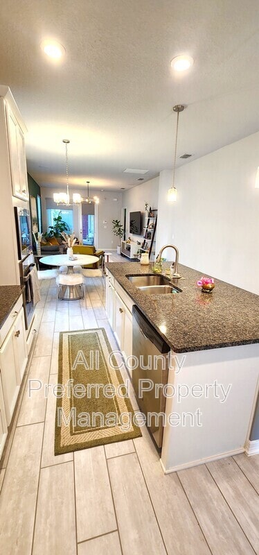 Building Photo - 14143 Centerline Dr