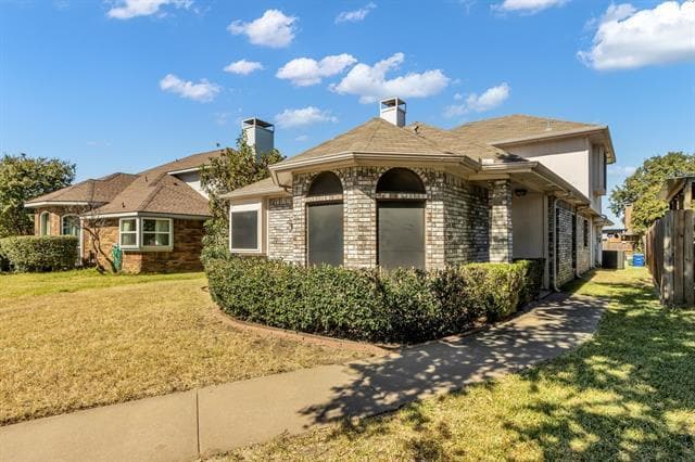 Building Photo - 2015 Falcon Ridge Dr