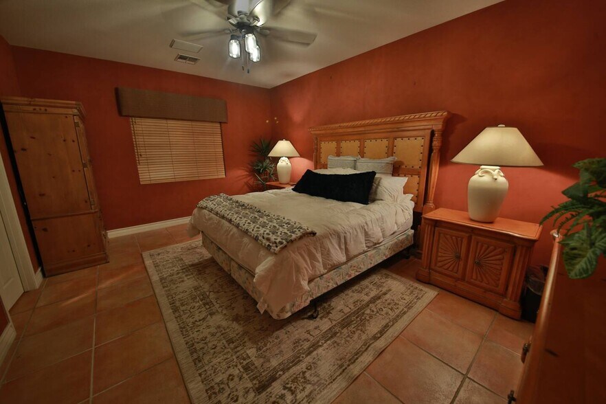 Building Photo - 80740 Indian Springs Dr