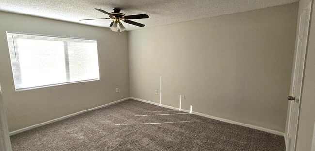 Building Photo - 1024 Spring Meadow Dr