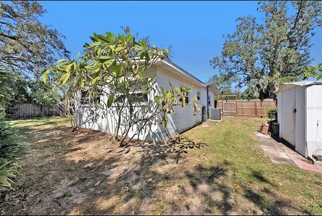 Building Photo - 1817 E 109th Ave