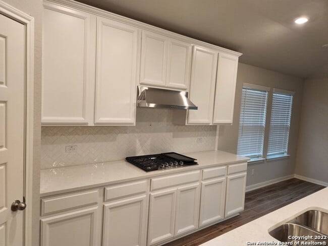 Building Photo - Scenic Crest off Boerne Stage Rd