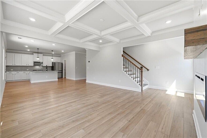 Building Photo - 176 Brant Cir