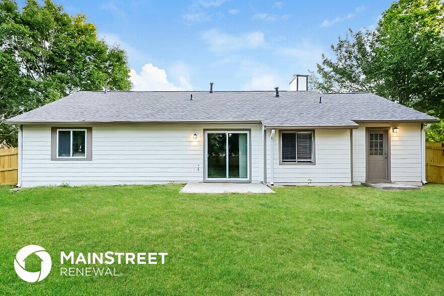 Building Photo - 5704 Phillips Dr