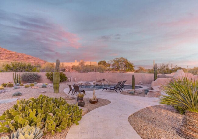 Building Photo - 7970 E Las Piedras Way