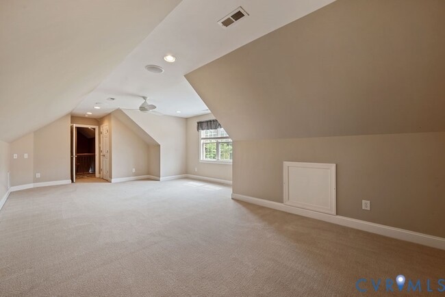 Building Photo - 2701 Logan Estates Run