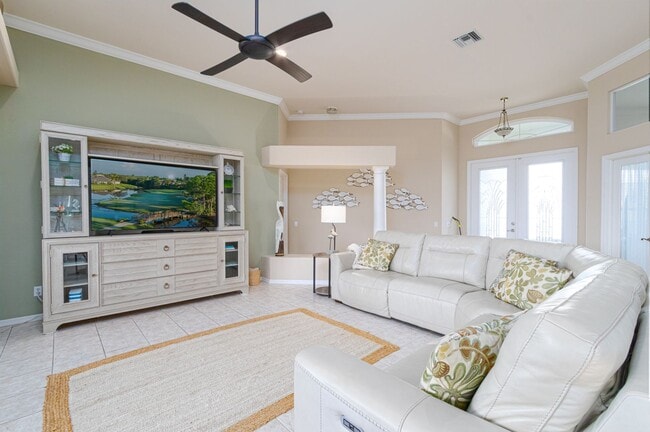 Building Photo - Seabird Villa