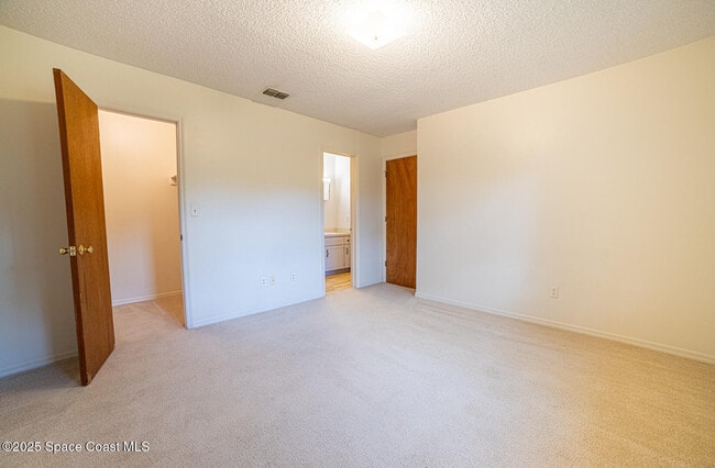 Building Photo - 5612 Sisson Rd