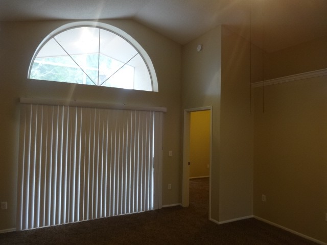 Building Photo - 201 Lancer Oak Dr