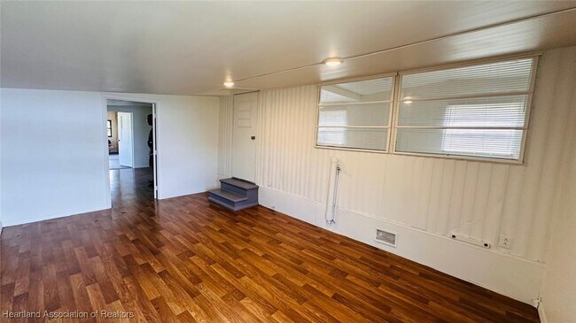 Building Photo - 4701 Ferdinand Ave