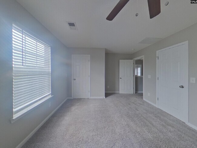 Building Photo - 108 Chethan Cir