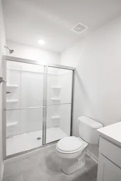 Building Photo - 118 McLauren Pl
