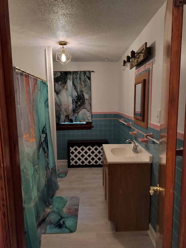 Building Photo - 126 Fanning St