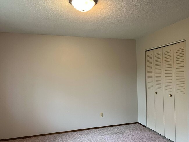 Interior Photo - Lantern Square Condominiums