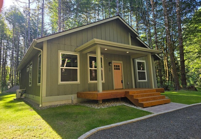 Building Photo - Beautiful Brand New 3 Bedroom