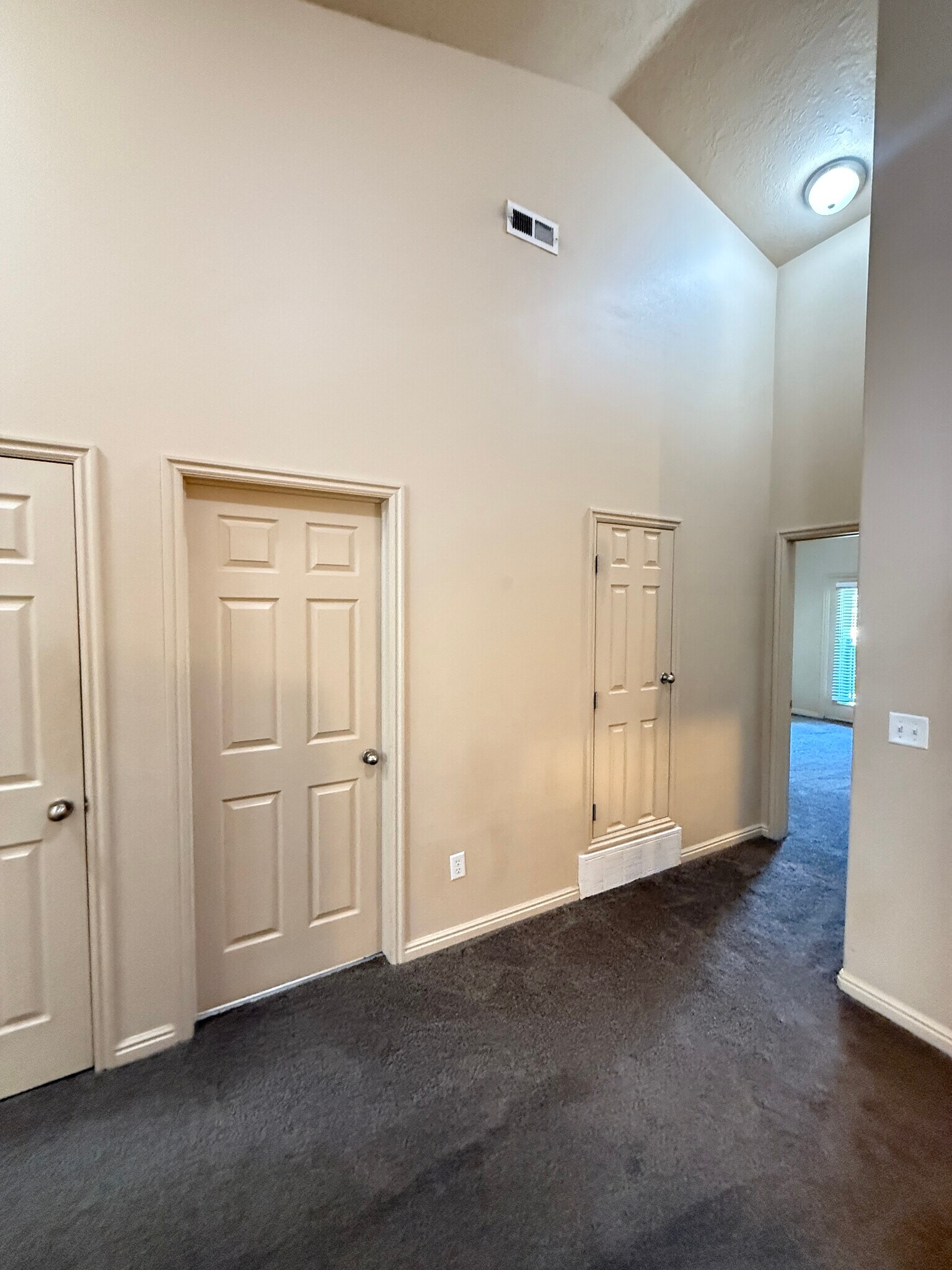 Building Photo - 10991 S Birch Creek Rd