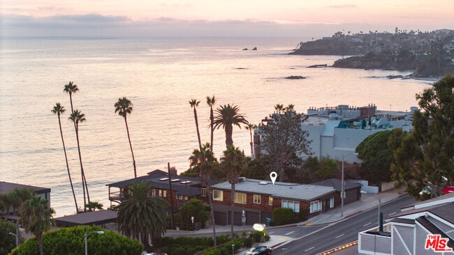 Building Photo - 629 S Coast Hwy