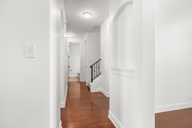 Building Photo - Completely Renovated 4bd/2ba in Olive Branch