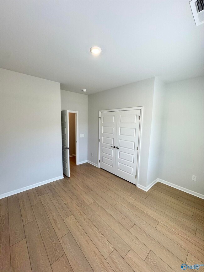 Building Photo - 28559 Halford Dr
