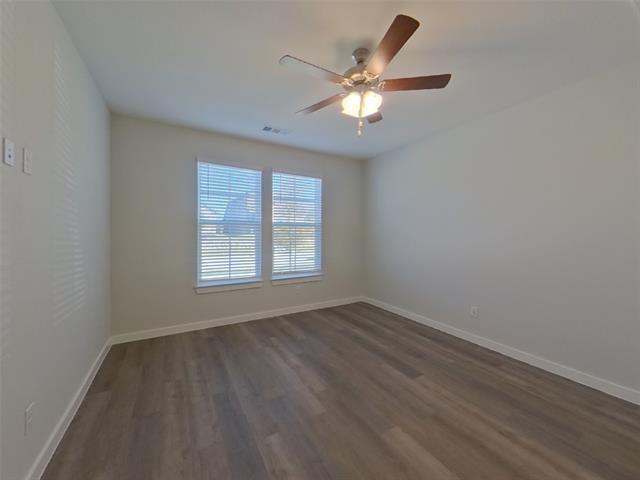 Building Photo - 2549 Dulaney Dr