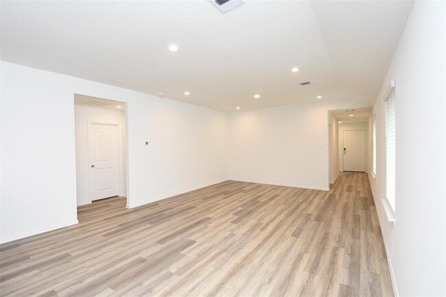 Building Photo - 12218 Deep Strm Ln